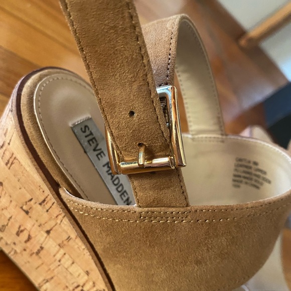 Steve Madden “Caytln Sand Suede” - Picture 8 of 8